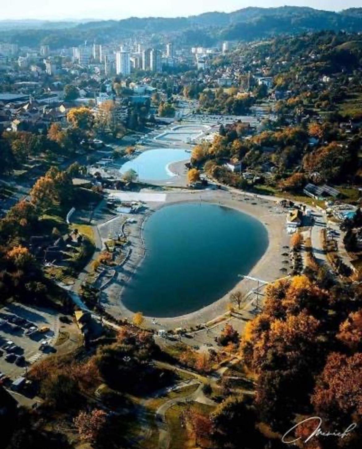 Apartmani Star Tuzla Bagian luar foto